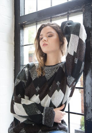 DIAMOND PATTERNED KNIT JUMPER