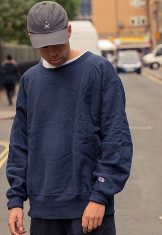 VINTAGE CHAMPION REVERSE WEAVE SWEATSHIRT IN NAVY