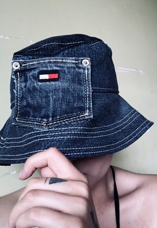 REWORKED DENIM TOMMY HILFIGER BUCKET HAT WITH DECOR SEAM