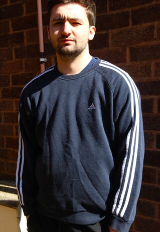 VINTAGE ADIDAS SWEATSHIRT
