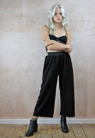 BLACK SCUBA CROP TROUSERS