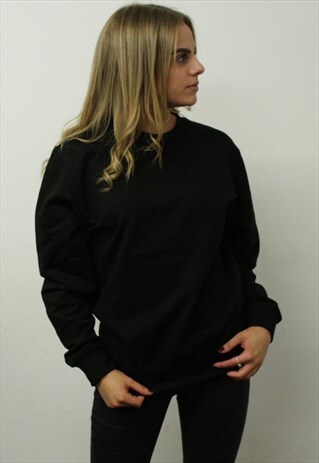 BLACK SWEATER