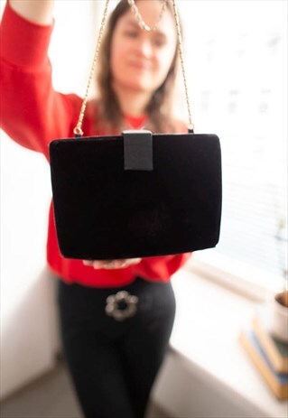 VINTAGE 80'S BLACK VELVET BAG