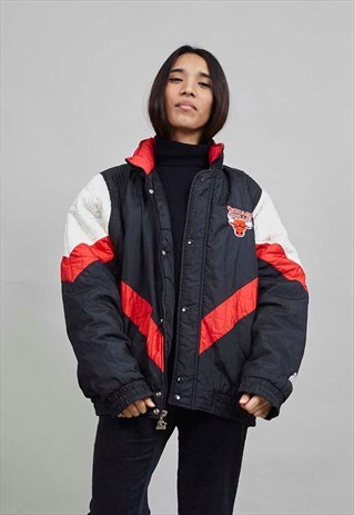 VINTAGE CHICAGO BULLS NBA PUFFER JACKET