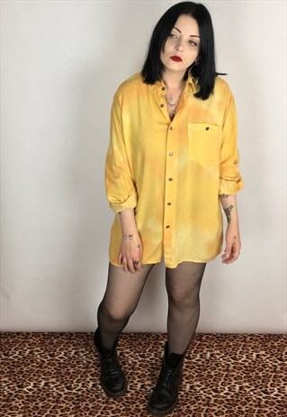 VINTAGE SUN PRINT BUTTON UP SHIRT SIZE MEDIUM