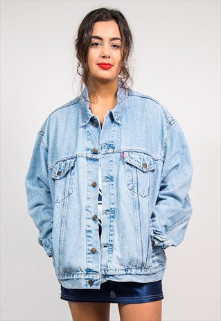 VINTAGE 90'S LIGHT FADED BLUE LEVI'S DENIM JACKET