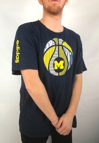 VINTAGE ADIDAS NBA T SHIRT