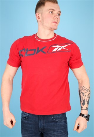 VINTAGE REEBOK T-SHIRT IN RED NT43