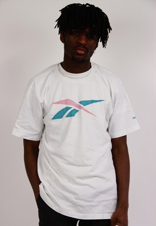 VINTAGE REEBOK TSHIRT