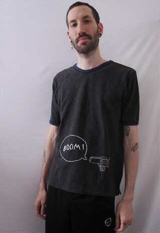 VINTAGE KAWAII DARK GRAY T-SHIRT YARN REVOLVER ARTWORK