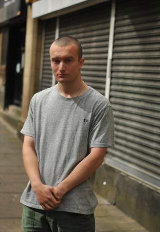 VINTAGE FRED PERRY TSHIRT