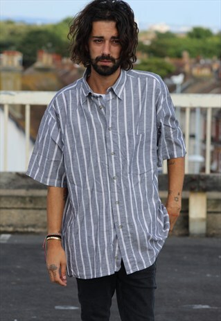 VINTAGE // 90'S // CASUAL SHIRT
