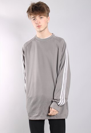 VINTAGE ADIDAS SWEATSHIRT