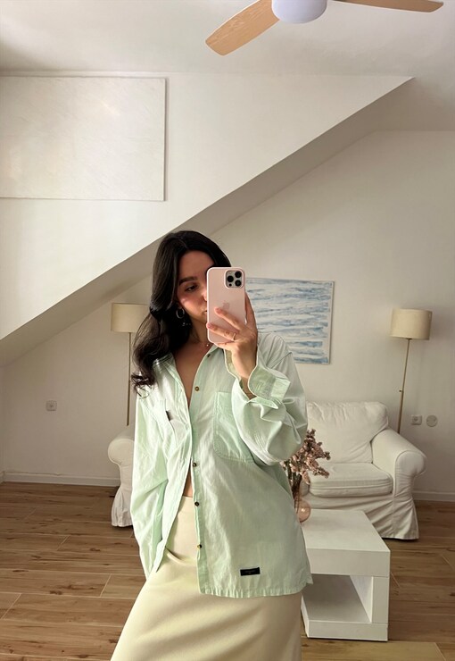 garment image