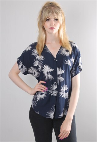 VINTAGE 80S BLUE FLORAL PATTERNED V NECK BUTTON BLOUSE TOP