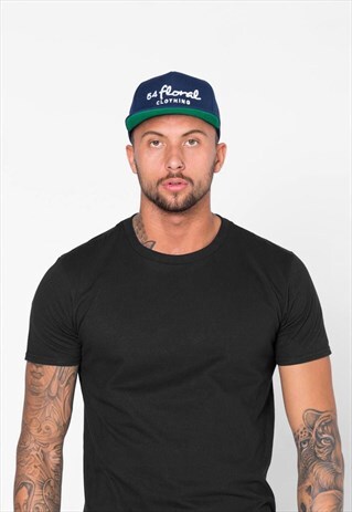 GRAPHIC EMBROIDERED SNAPBACK BASEBALL CAP - NAVY BLUE