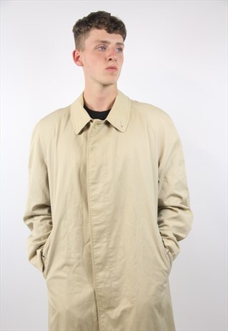 VINTAGE BURBERRY BEIGE MAC JACKET