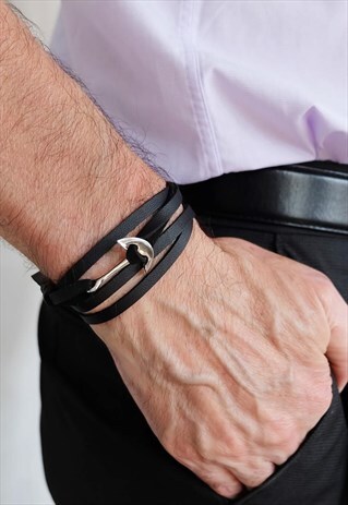 ANCHOR ON LEATHER BRACELET