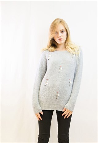 EMBROIDERED OSTRICH BIRD PRINT FLUFFY JUMPER(GREY)