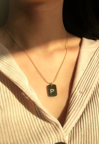 INITIAL PENDANT TAG NECKLACE GOLD VERMEIL
