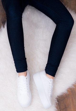 A-OK FLAT CHUNKY LACE UP FLATFORM PLATFORM TRAINER - WHITE