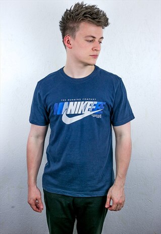 VINTAGE NIKE T-SHIRT