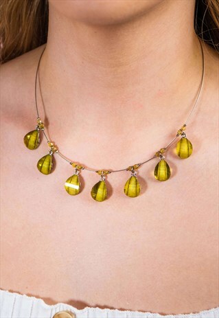 VINTAGE GREEN STONE NECKLACE