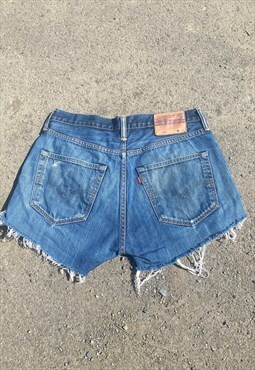 Vintage Levis 501 denim summer shorts W28