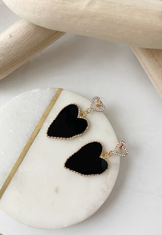 GOLD BLACK DIAMANTE RHINESTONE HEART ENAMEL RESIN EARRINGS