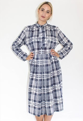 VINTAGE 60'S PUSSYBOW CHECKED PLEATED DRESS