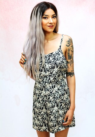 1990S VINTAGE BIEGE FLORAL PLAYSUIT