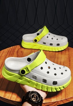 Contrast color crocs chunky sole sandals in green grey