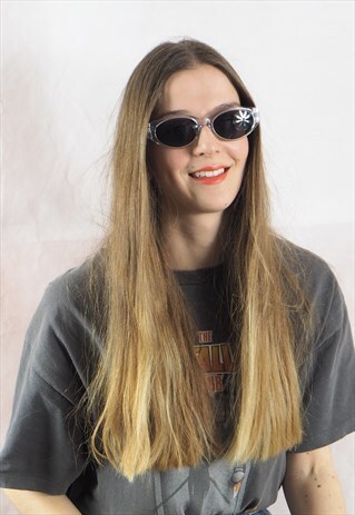 VINTAGE CLEAR 90'S SUNGLASSES