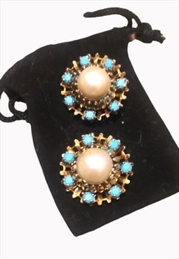 Vintage 1960s Blue and Milk Glass Goldtone Clip On Earrings