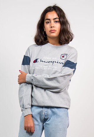 VINTAGE 90'S CHAMPION GREY SWEATSHIRT