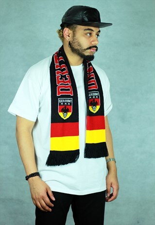VINTAGE GERMANY FOOTBALL SOCCER SCARF
