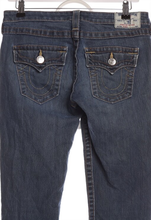 garment image