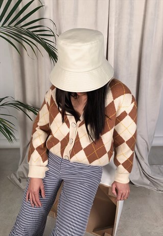 IVORY FAUX LEATHER BUCKET OVERSIZED BUCKET HAT