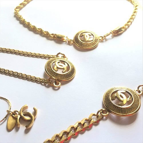 Transforming a Vintage Chanel Medallion Necklace into a Choker!, Boutique  Secondlife blog