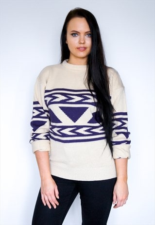 VINTAGE CREAM AND PURPLE JUMPER