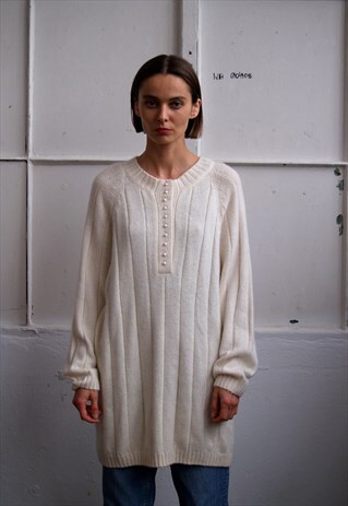 VINTAGE 80' BEAUTIFUL CREAM CLASSIC SILK JUMPER WITH PEARLS