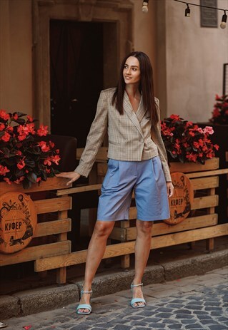 HIGH WAISTED COTTON PLEATED SHORTS IN BLUE COLOUR