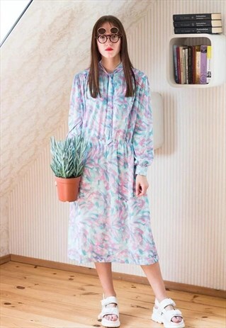 LIGHT BLUE AND PURPLE LONG SLEVE DRESS WITH A NECK TIE