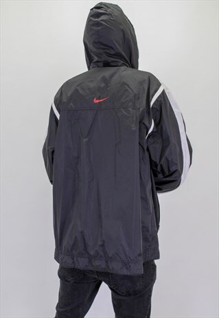 VINTAGE NIKE LOGO WINDBREAKER JACKET IN BLACK LARGE