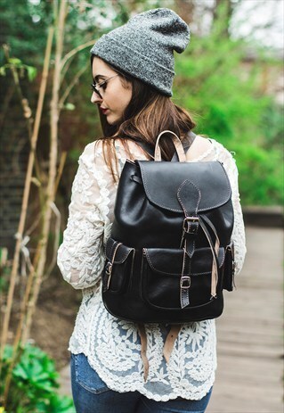 THE BLACK LEATHER RUCKSACK