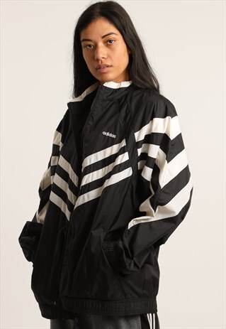 VINTAGE ADIDAS LIGHTWEIGHT JACKET
