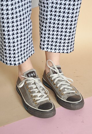 VINTAGE CONVERSE SNEAKERS PLAID TEXTILE