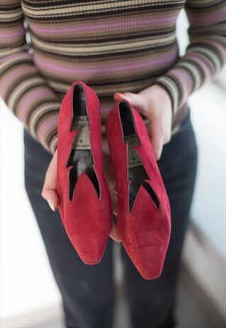 VINTAGE 50'S RED SUEDE SHOES