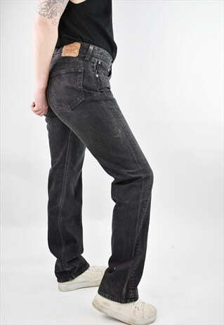 VINTAGE 90S LEVIS 501S IN BLACK W33 L34