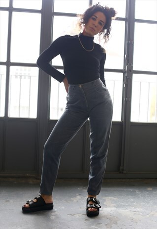 VINTAGE FENDI HIGH WAIST LIGHT WASH MOM JEANS BLUE
